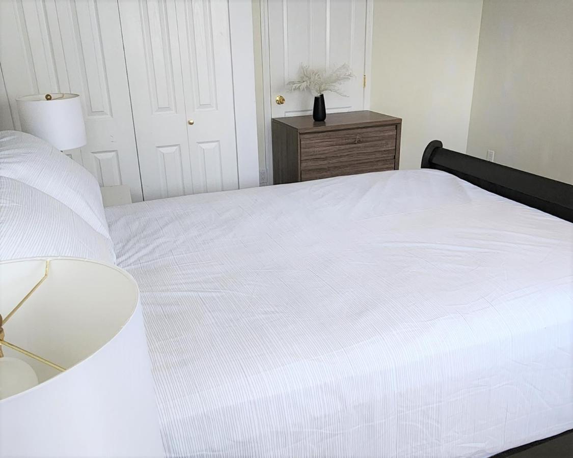 Beautiful 3-Bedroom Suite On 1 Acre Maple Ridge Extérieur photo